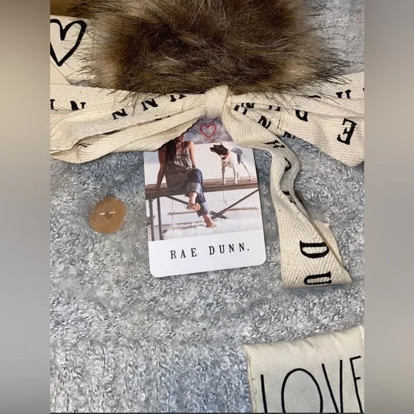 NEW Rae Dunn Love Hat & Scarf Set Gray - Picture 5 of 10